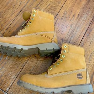 Never worn Timberland boots